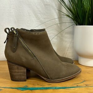 Aqua College Nancy Waterproof green Ankle Booties